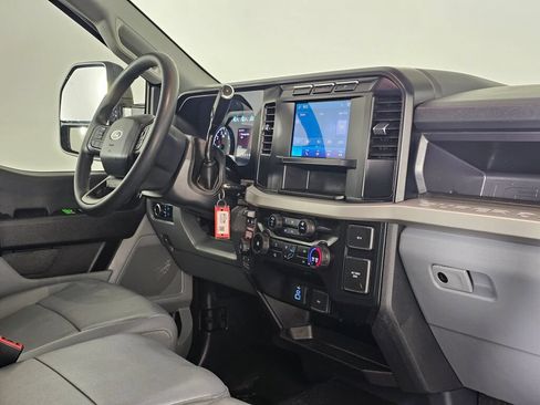 Used 2023 Ford F350 XL w/ XL Off-Road Package AWD/4WD image 40