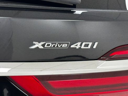 Used 2022 BMW X7 xDrive40i w/ Executive Package image 43