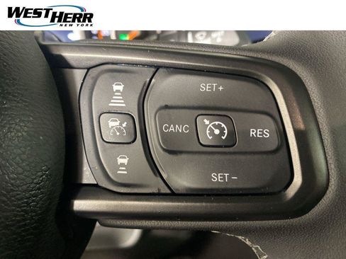 Used 2026 Jeep Wrangler Unlimited Sport AWD/4WD image 11