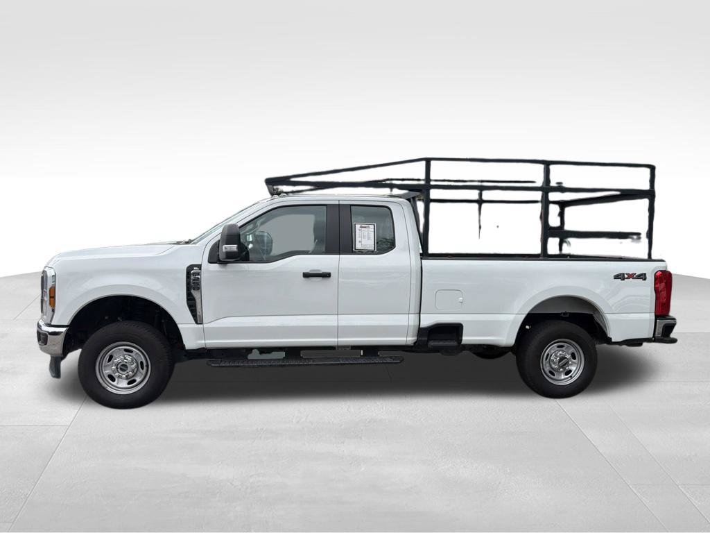 Used 2024 Ford F250 XL w/ Snow Plow Prep Package AWD/4WD image 4
