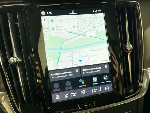 Used 2023 Volvo S90 B6 Ultimate w/ Protection Package Premier image 13