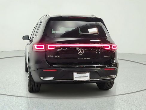 Used 2023 Mercedes-Benz EQB 300 4MATIC image 6