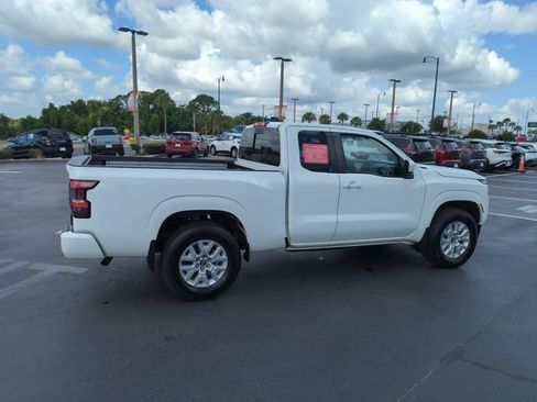 Certified 2024 Nissan Frontier SV w/ SV Convenience Package AWD/4WD image 5