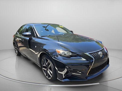 Used 2014 Lexus IS 250 w/ F-Sport Package RWD image 3