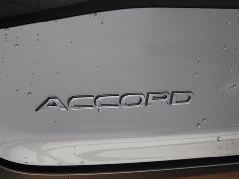 New 2025 Honda Accord EX-L image 9