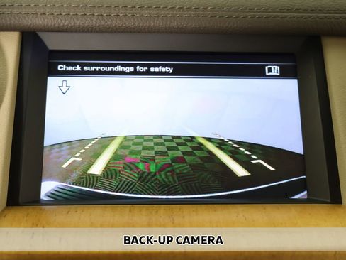 Used 2016 Land Rover LR4 HSE image 7