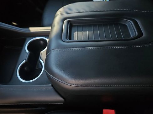 Used 2023 Chevrolet Tahoe Z71 w/ Luxury Package image 24