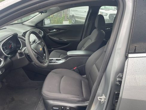 Used 2023 Chevrolet Malibu LT FWD image 13