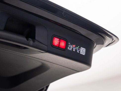 New 2026 Mercedes-Benz GLS 450 4MATIC image 35