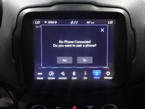 Certified 2021 Jeep Renegade Limited AWD/4WD image 35