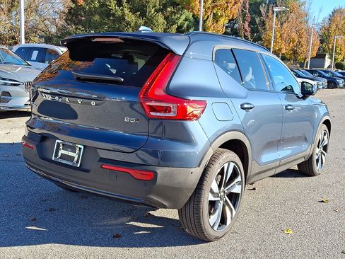 New 2026 Volvo XC40 B5 Ultra w/ Protection Package Premier image 4