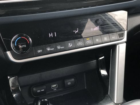 Used 2023 Kia Seltos Nightfall Edition image 22