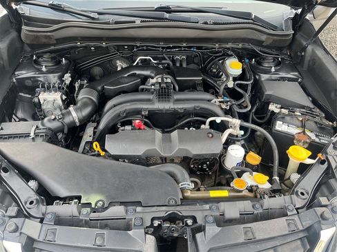 Used 2017 Subaru Forester 2.5i Premium w/ All-Weather Package image 11