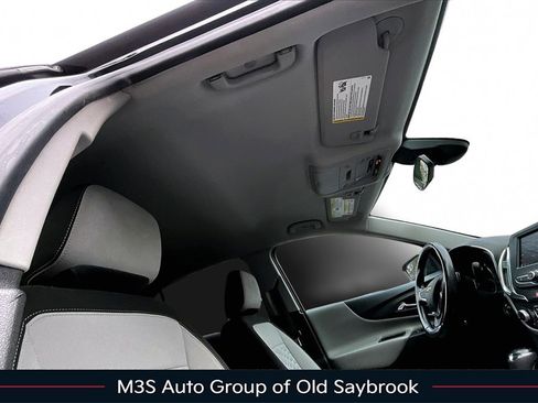 Used 2021 Chevrolet Equinox LT image 27