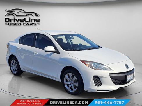 Used 2013 MAZDA MAZDA3 i Sport FWD image 9