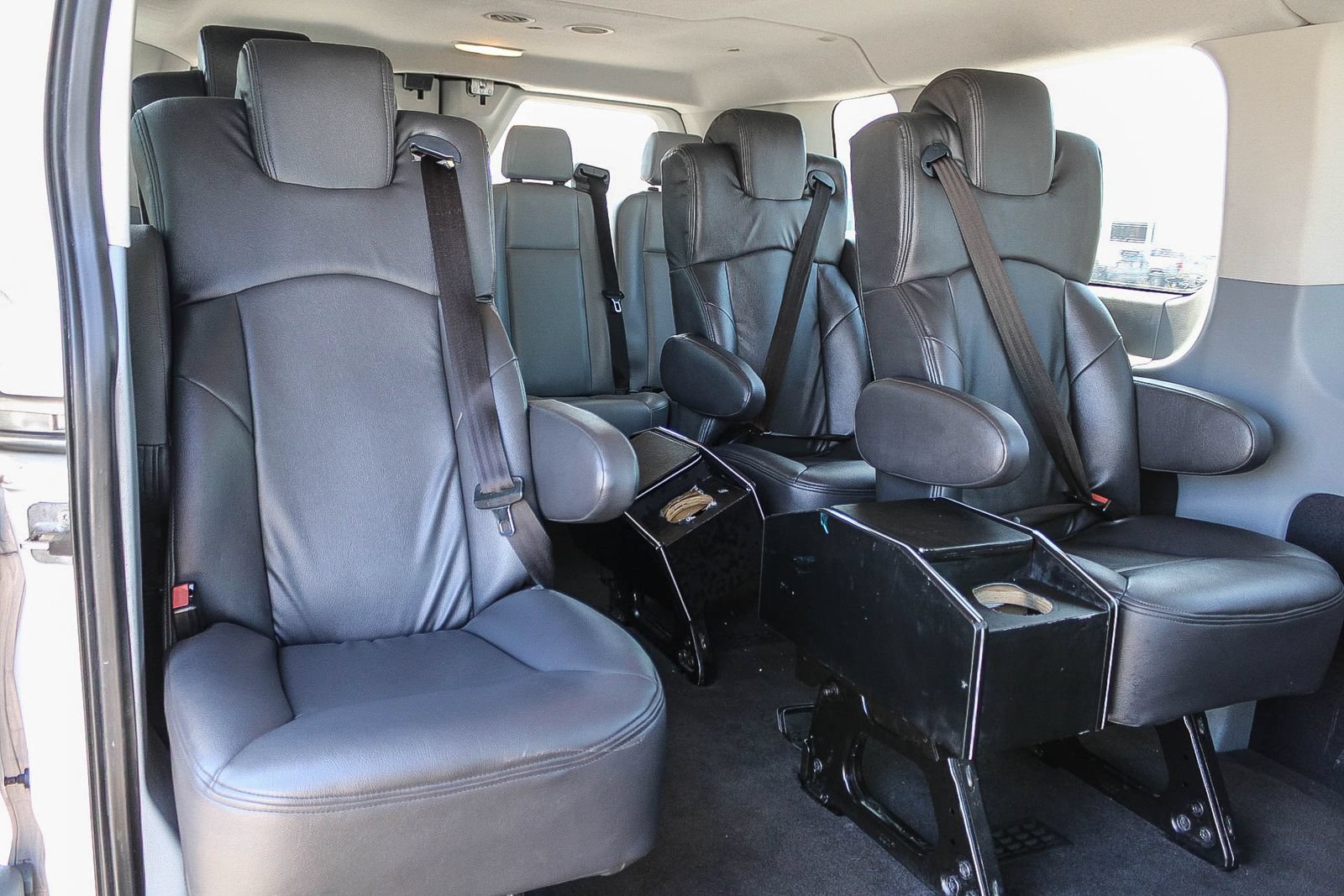 Used 2018 Ford Transit 350 XLT RWD image 15