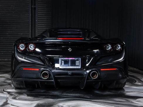 Used 2020 Ferrari F8 Tributo RWD image 14