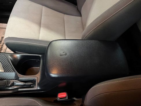 Used 2013 Toyota RAV4 XLE image 42