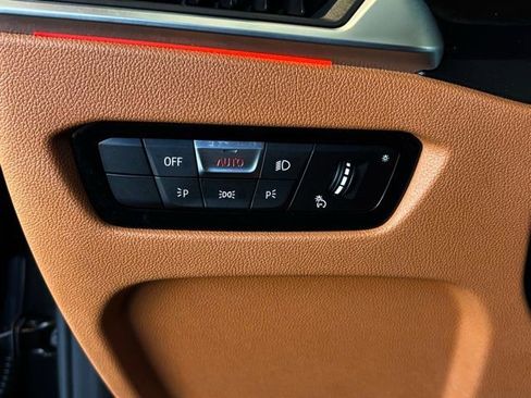 Used 2023 BMW 430i Convertible w/ Premium Package image 24