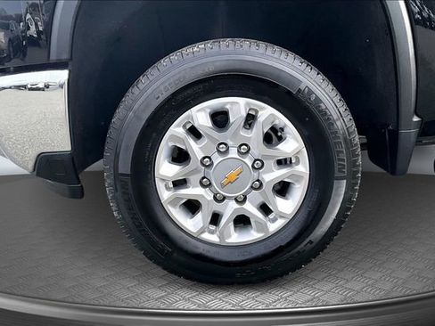Used 2024 Chevrolet Silverado 2500 LTZ w/ LTZ Premium Package image 35