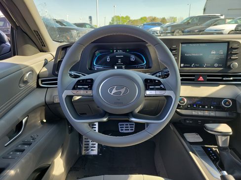 New 2026 Hyundai Elantra Sport FWD image 8