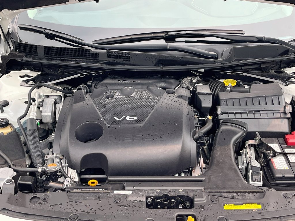 Used 2023 Nissan Maxima Platinum w/ Sport Mat Group FWD image 31