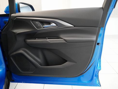 New 2026 Chevrolet Equinox EV LT image 28