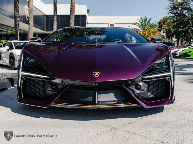 Used 2025 Lamborghini Revuelto AWD/4WD image 10