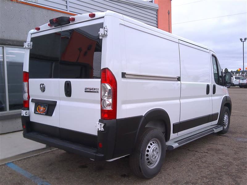 Used 2025 RAM ProMaster 2500 w/ U-Haul Equipment Group FWD image 3