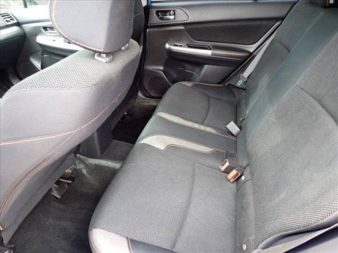 Used 2016 Subaru Crosstrek 2.0i Premium w/ Moonroof Package AWD/4WD image 8