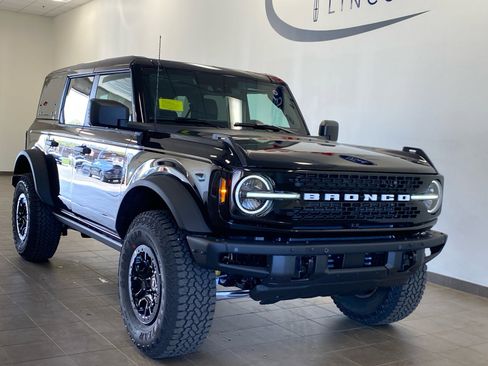 New 2026 Ford Bronco Badlands AWD/4WD image 34