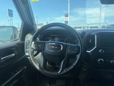 Used 2022 GMC Sierra 1500 AT4 w/ AT4 Premium Package AWD/4WD image 11