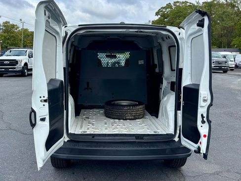 Used 2019 RAM ProMaster City Tradesman image 10