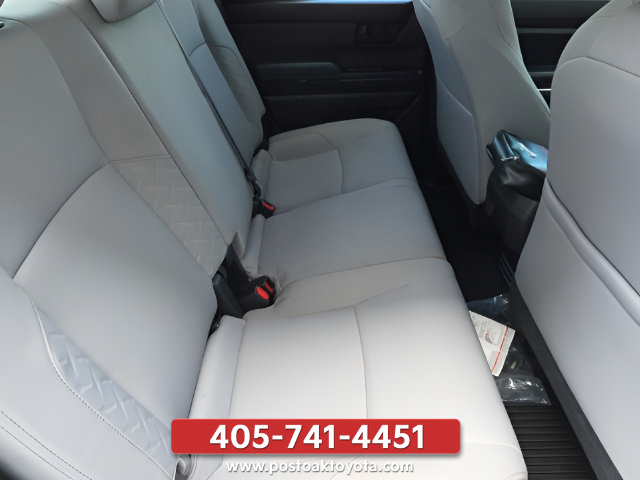 Used 2024 Toyota Tacoma SR5 AWD/4WD image 28