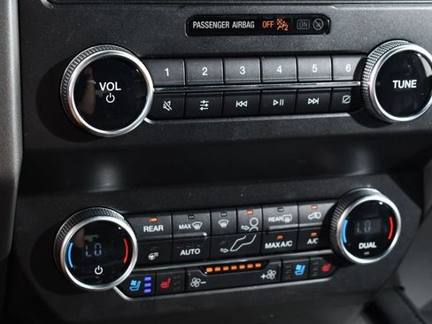 Used 2021 Ford Expedition XLT AWD/4WD image 29