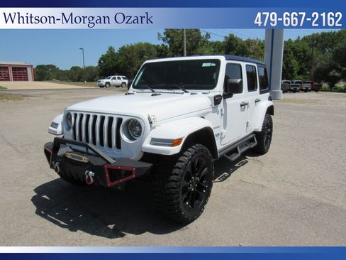 Used 2023 Jeep Wrangler Unlimited Sahara AWD/4WD image 3