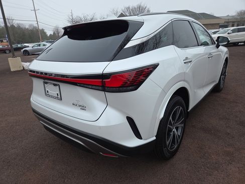 Certified 2025 Lexus RX 350 Premium w/ Accessory Package image 3