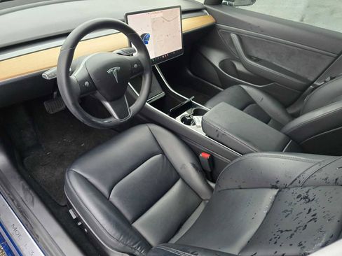 Used 2020 Tesla Model 3 Standard Range image 24