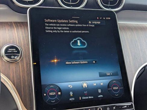 Used 2026 Mercedes-Benz GLC 300 4MATIC image 11