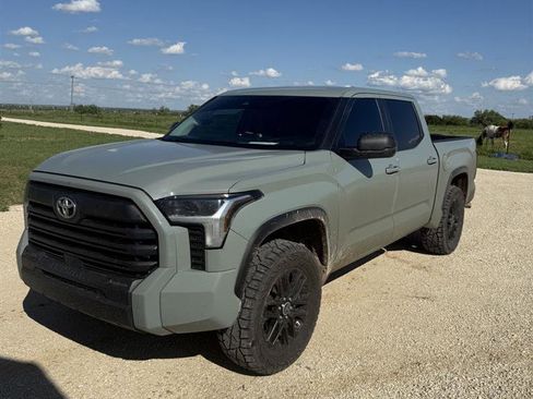 Used 2024 Toyota Tundra SR5 w/ SR5 Premium Package AWD/4WD image 2