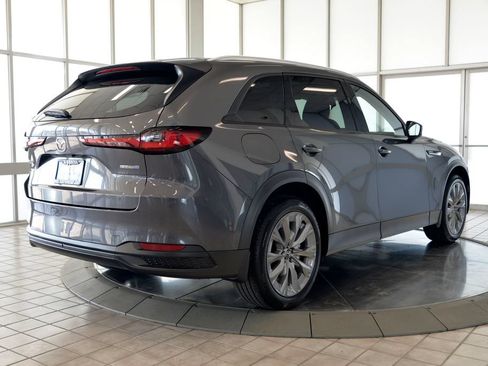 Certified 2026 MAZDA CX-90 Plug-In Hybrid w/ Preferred AWD/4WD image 8
