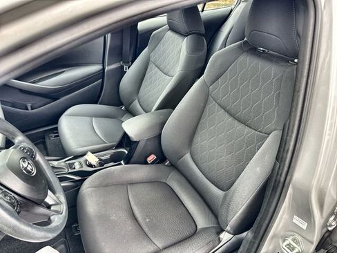 Used 2022 Toyota Corolla LE image 20