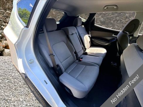Used 2017 Hyundai Santa Fe Sport FWD image 25