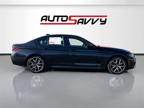 Used 2023 BMW 540i w/ M Sport Package image 8
