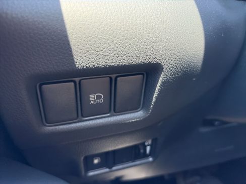 Used 2021 Toyota C-HR LE image 20