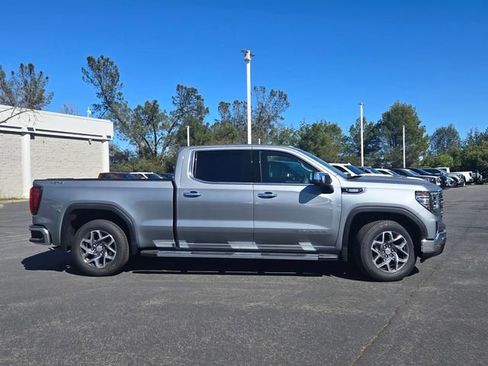 New 2026 GMC Sierra 1500 SLT w/ SLT Premium Package image 3