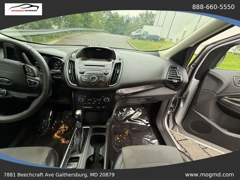 Used 2018 Ford Escape SE w/ SE Sport Appearance Package AWD/4WD image 15
