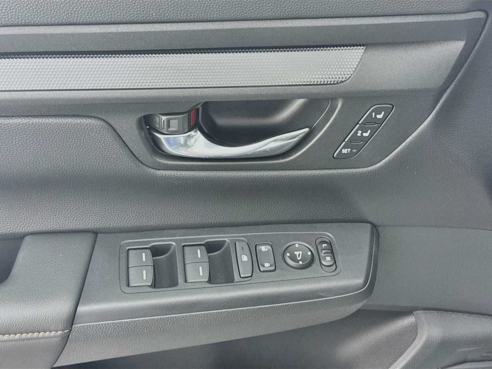 Used 2026 Honda CR-V Sport-L image 17