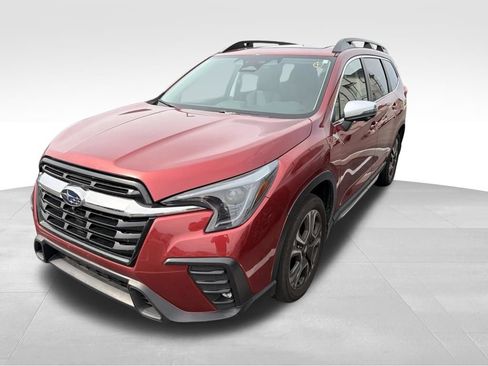 Used 2023 Subaru Ascent Limited w/ Technology Package AWD/4WD image 3