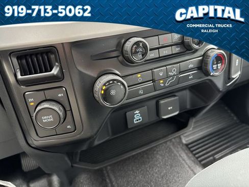 New 2026 Ford F550 4x4 Crew Cab image 34